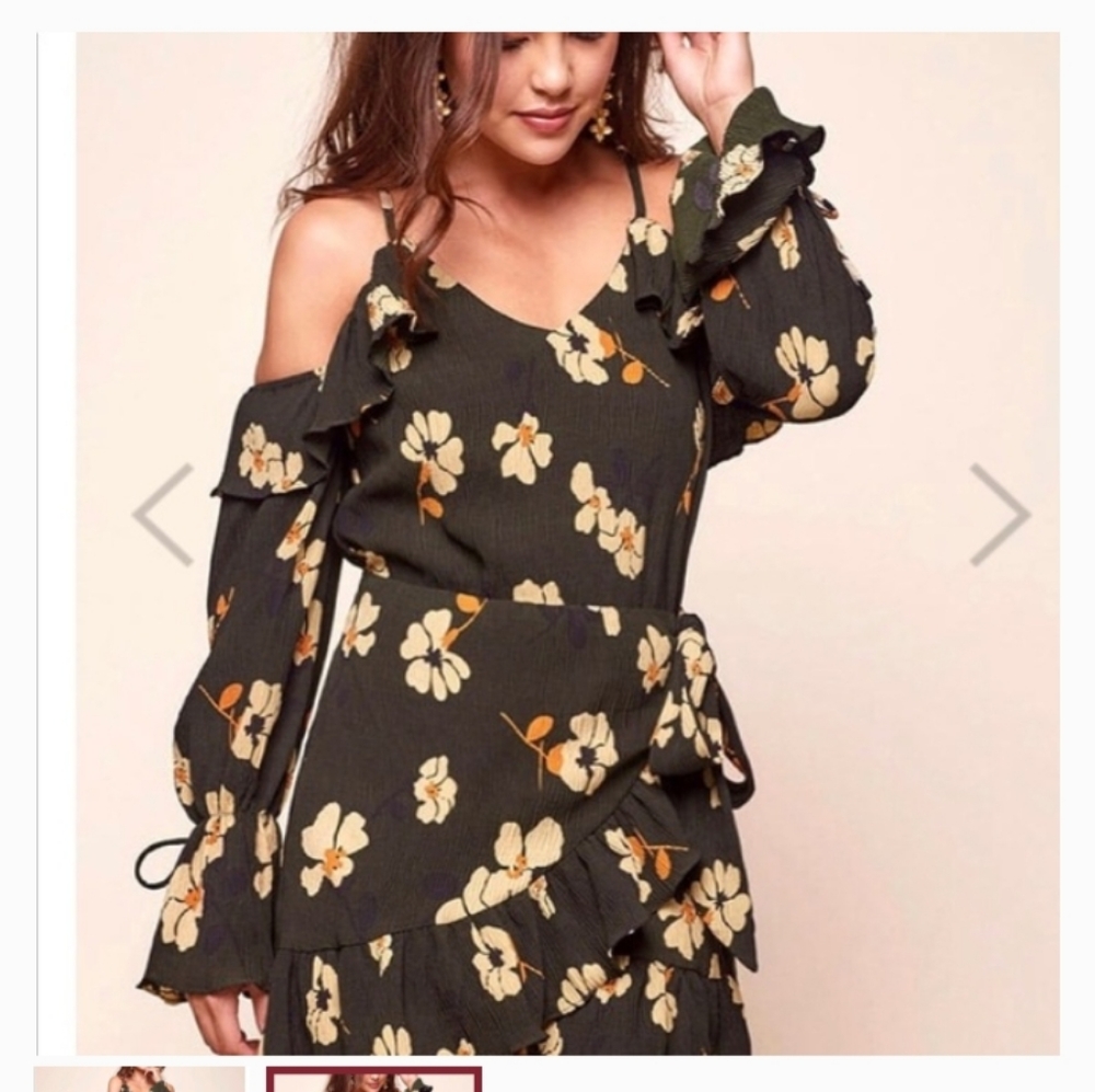 Selfie Leslie Floral Wrap off the Shoulder Dress